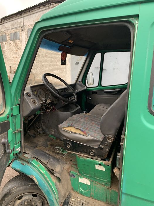 Продам бус мерседес т 1 на впевненому ходу