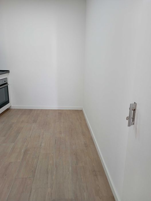 Arrenda-se andar de moradia  T2+1