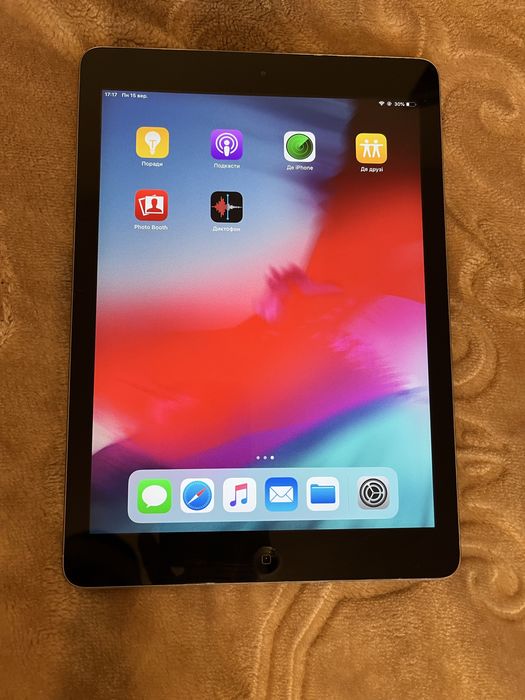 Продам iPad в хорошому стані
