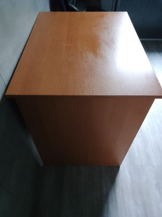 Стол офисный в отличном состоянии