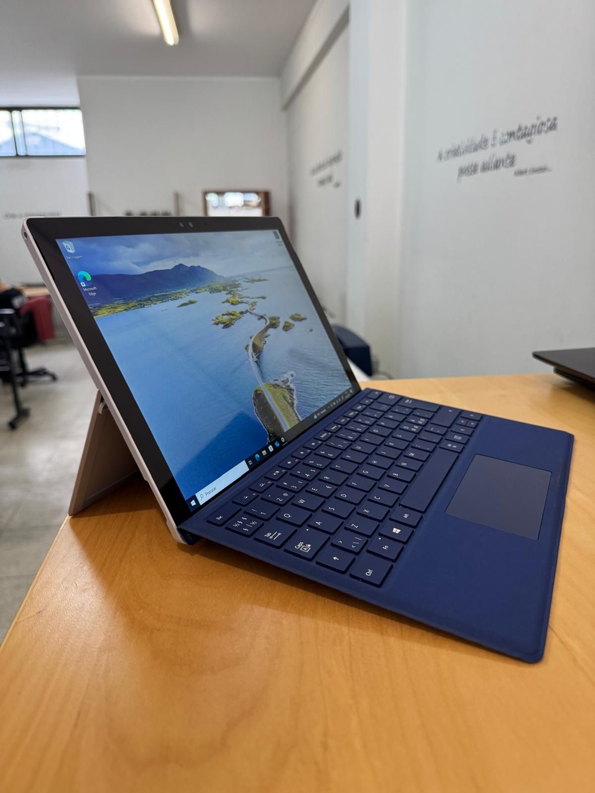 Portátil Microsoft surface pro 4