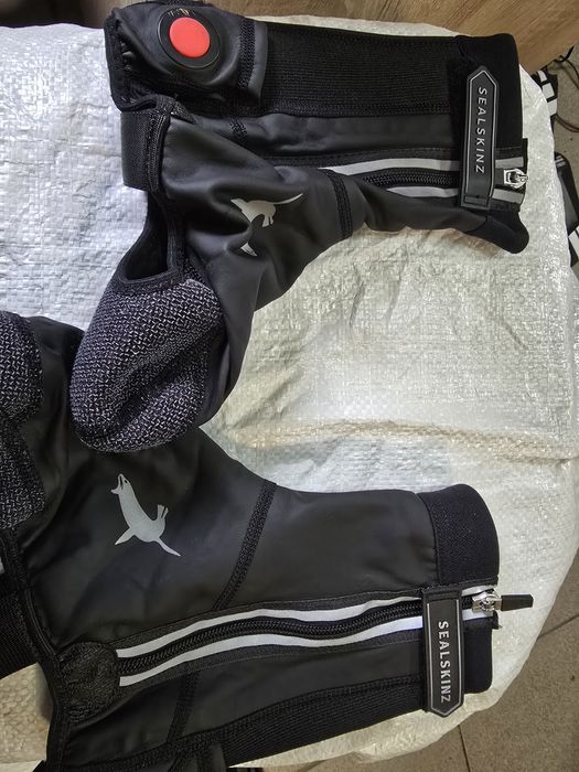 Бахили демісезонні водонепроникні SealSkinz Lightweight Open Sole Halo