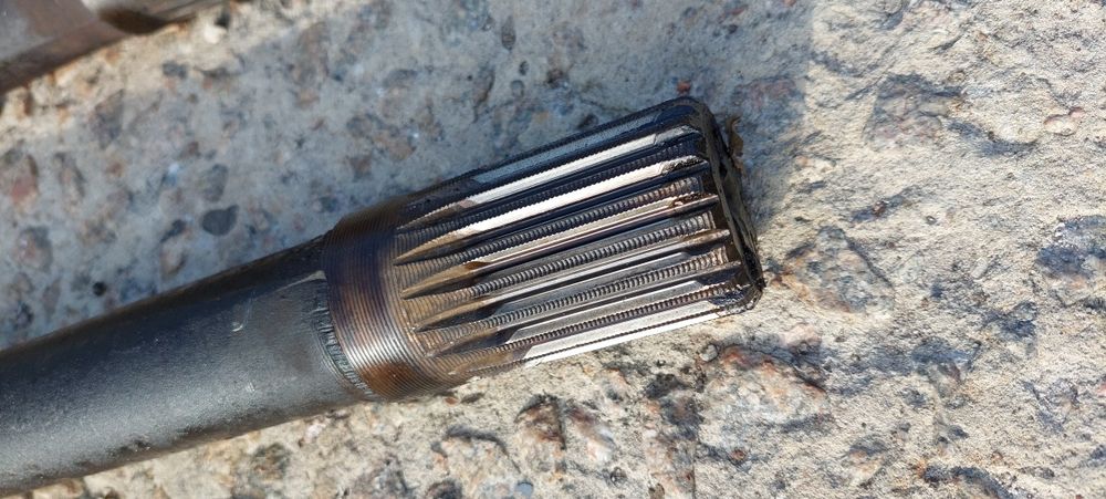 Полуосі кардани зіл 133 гя