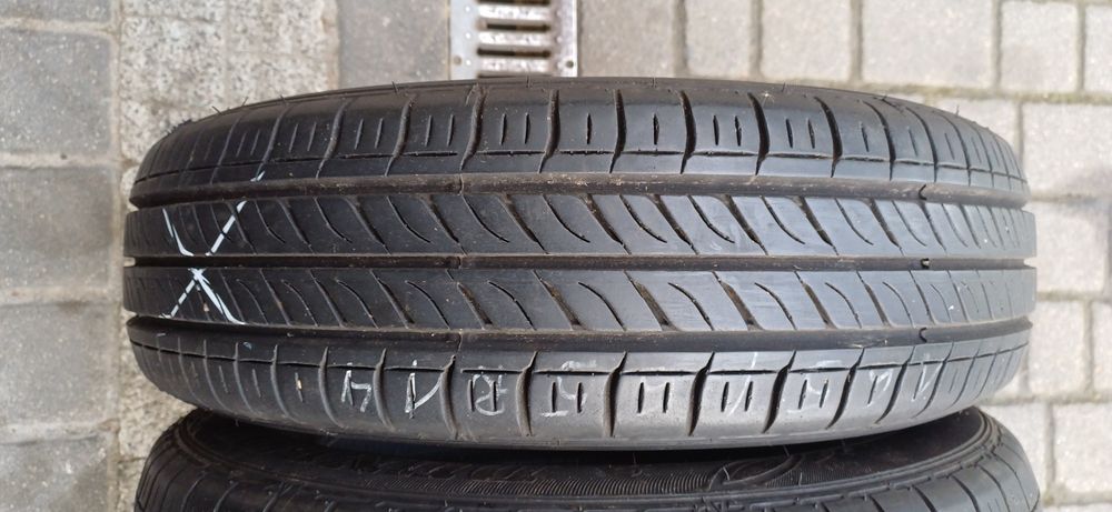 165/65R14 DUNLOP , dwie używane opony letnie.