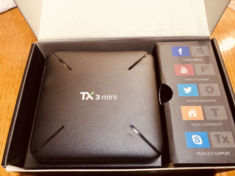 Продам смарт приставку Tanix TX3 Mini plus c ПО Slimbox TV