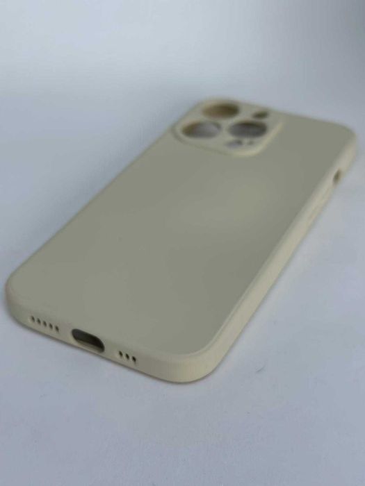Iphone 13 PRO Obudowa Etui Case Silikonowy Kremowy kod 846