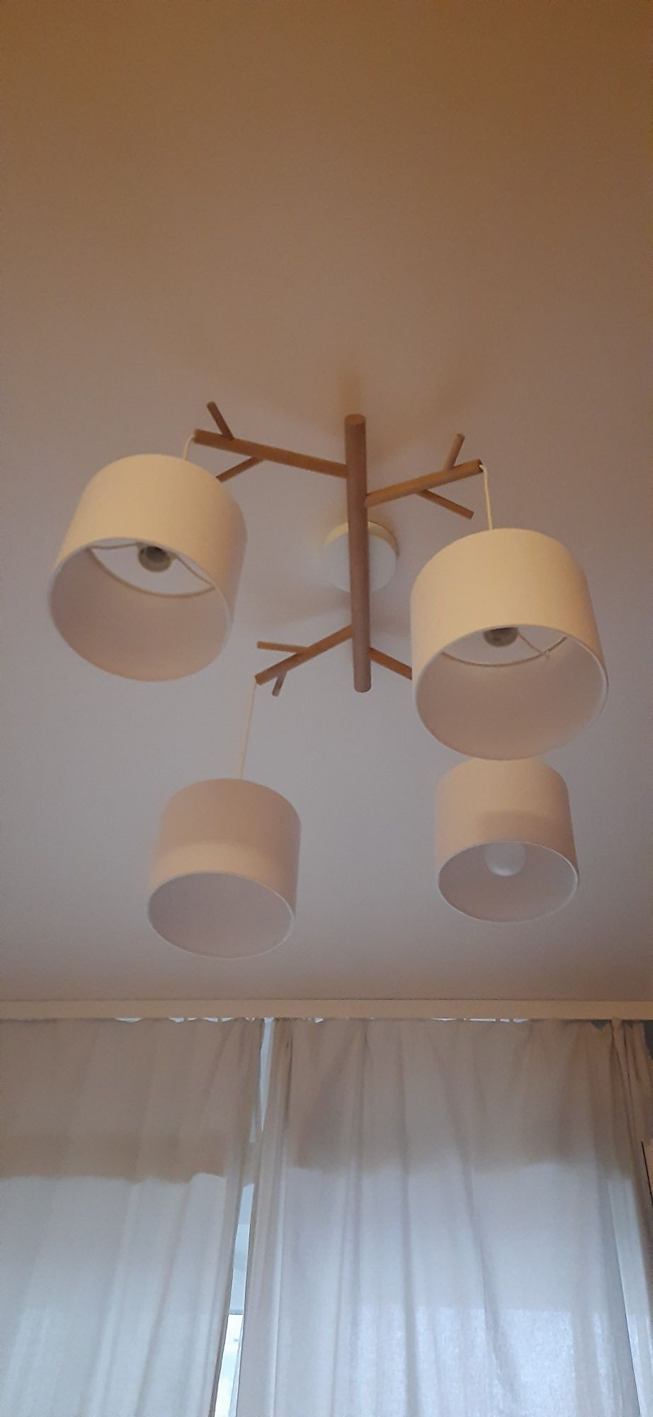 Lampa wisząca Biała Drewno 4xe27