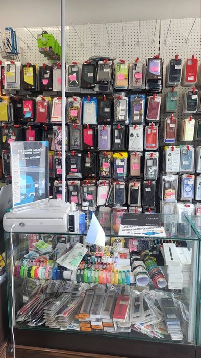 Продаж готового бізнесу: магазин аксесуарів "Смарт Кейс"