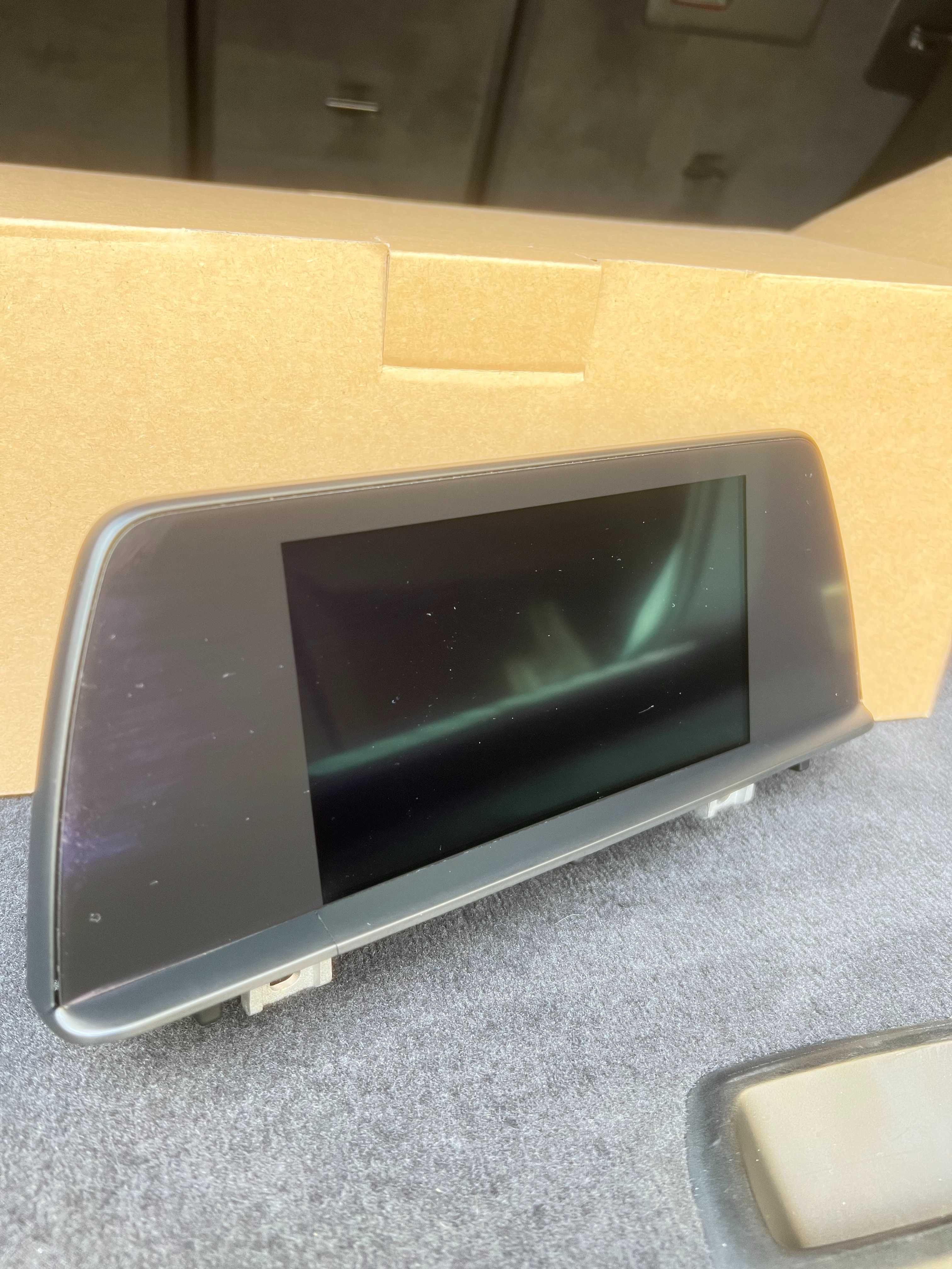 Display-Ecran-original BMW serie3 em perfeito estado sem manchas...