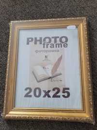 Продам фоторамку 20×25