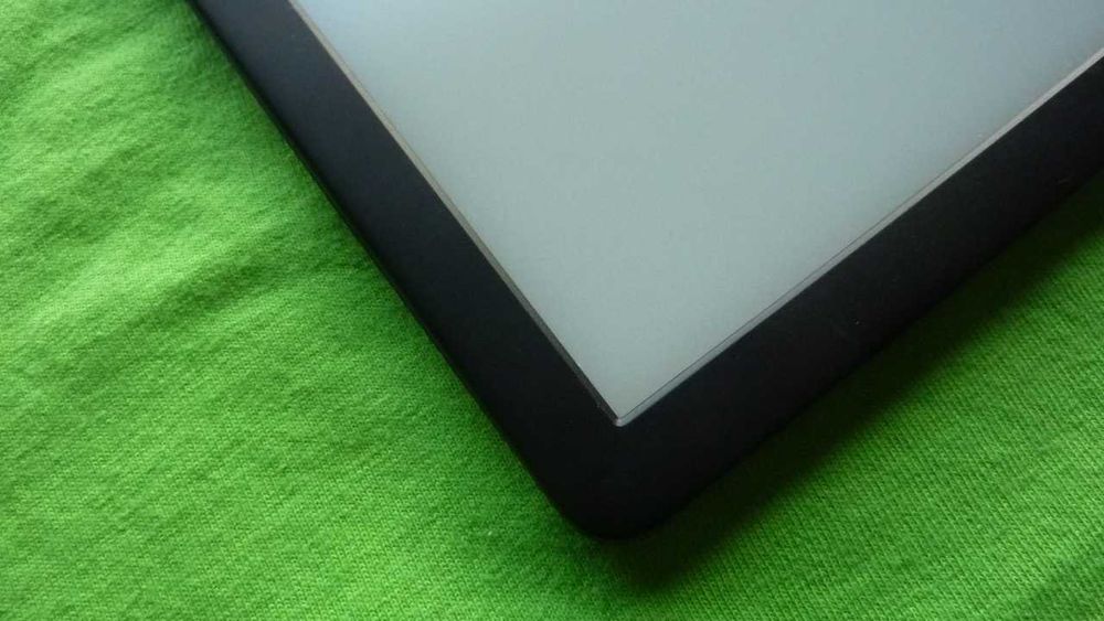 Amazon Kindle Basic Edycja 9, Generacja 10 / Kolor Czarny / 8GB