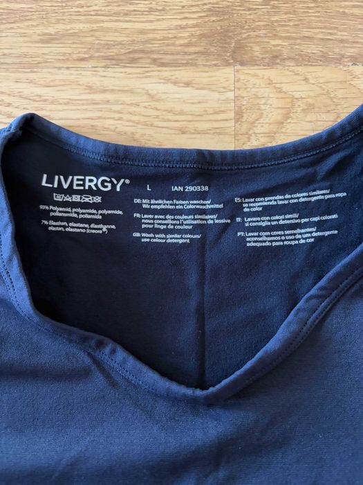 спортивна футболка