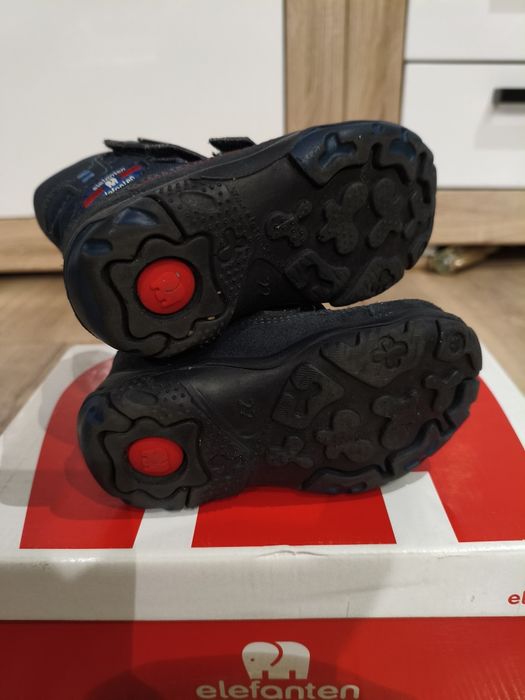 Buty zimowe chłopiece 22