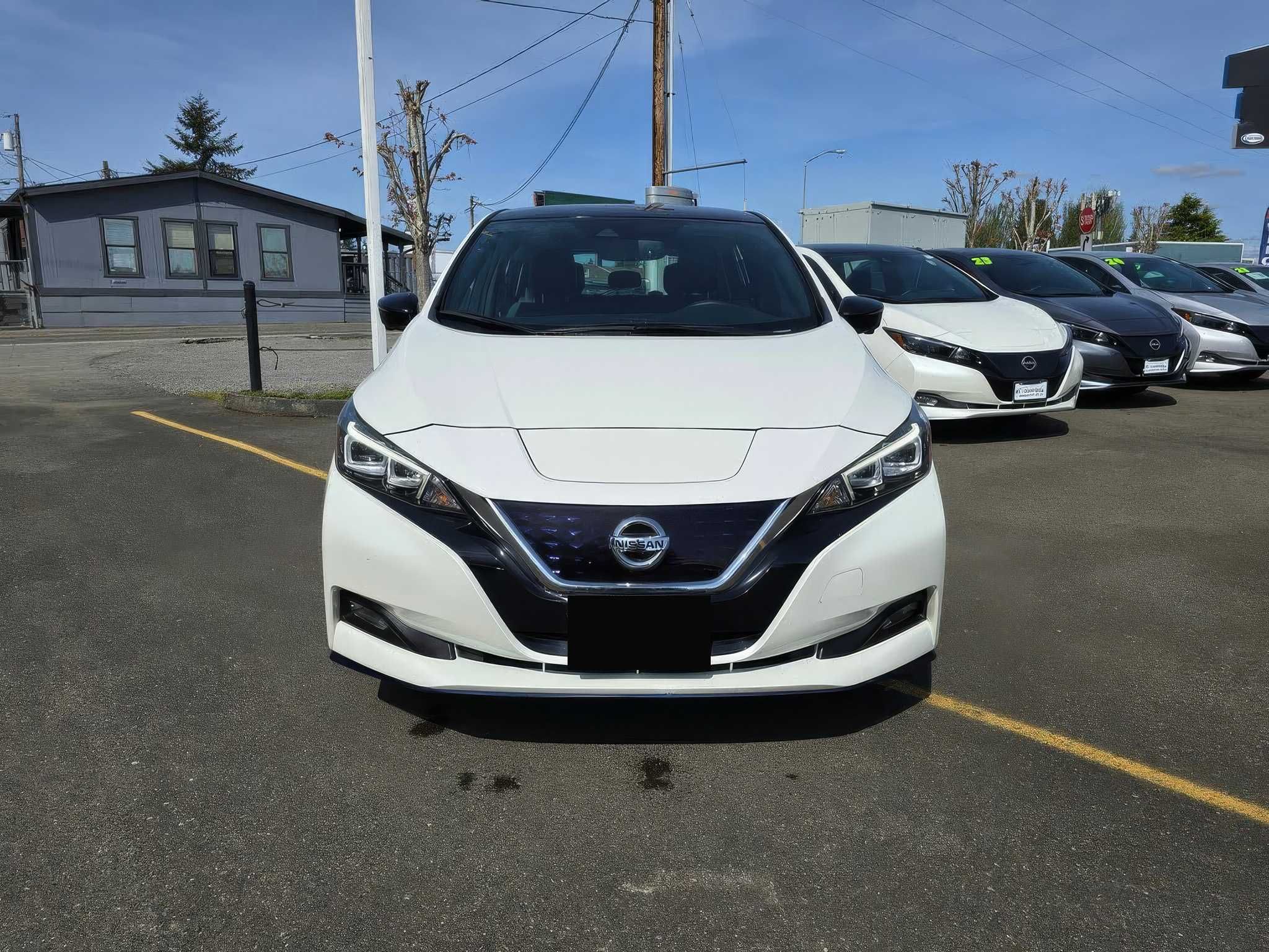 2022 Nissan LEAF SL Plus