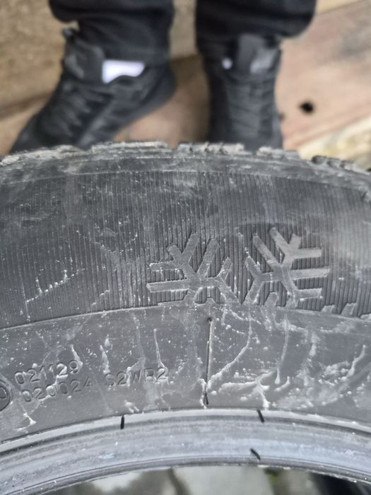 Зимові шини 225/65/r17