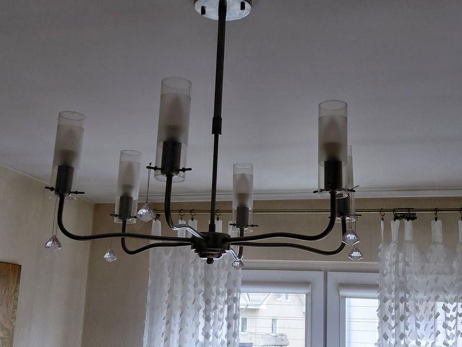 Żyrandol  srebrny  6 cio  ramienny