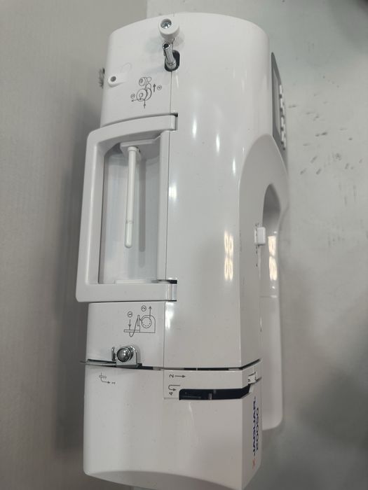 швейна машина Jaguar 200SQ