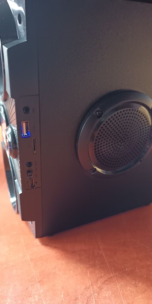 Głośnik Bluetooth przenośny Feegar Dance 4000mah Radio,USB,SD,Aux