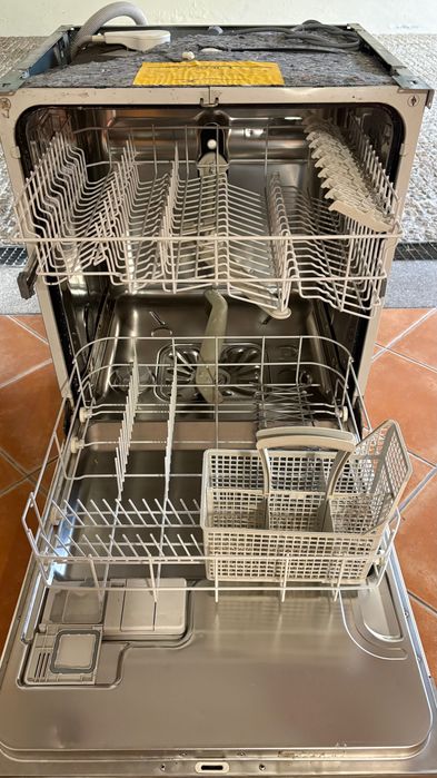 Máquina Lavar Loiça AEG