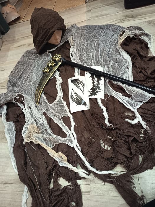 Kostium peleryna Kostuchy Halloweenowgo Rozmiar Męski na 170-175  S- X