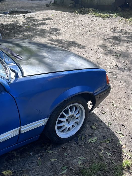 Опель рекорд е2 Opel rekord e2