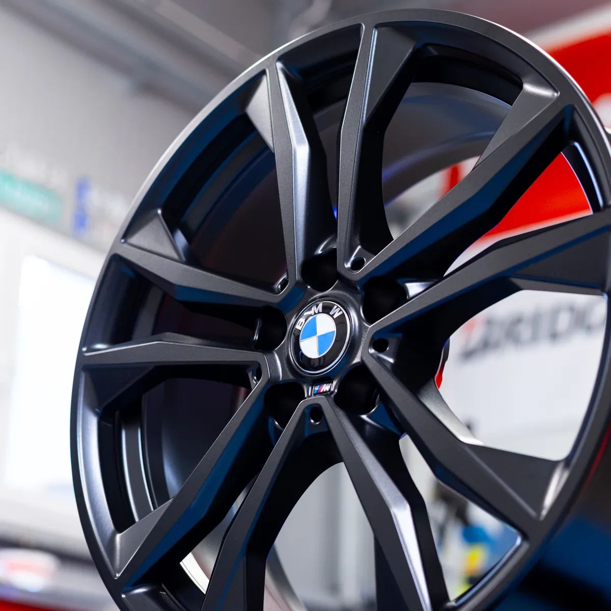 ORYGINALNE Felgi BMW 19 Seria 1 F40  2 F44 F45 F46 X1 F48 X2 F39