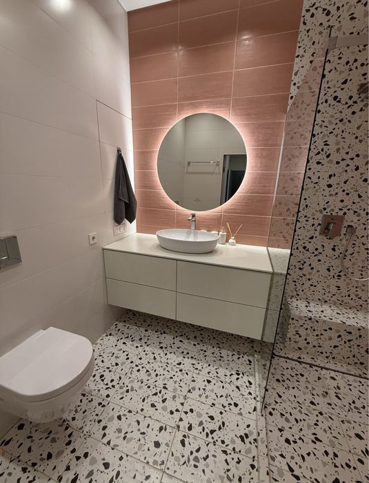 110 тыс.$ Квартира с новым ремонтом/ Новострой в центре /