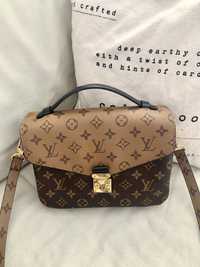 Louis Vuitton monogram pochette metis reverse / stan bdb