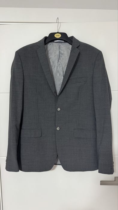 Чоловічий костюм, 48 р, L