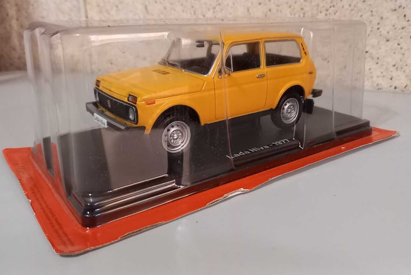 ВАЗ 2121 -LADA NIVA(масштаб 1:24) -Nezapomenutelna Auta №7 - HACHETTE