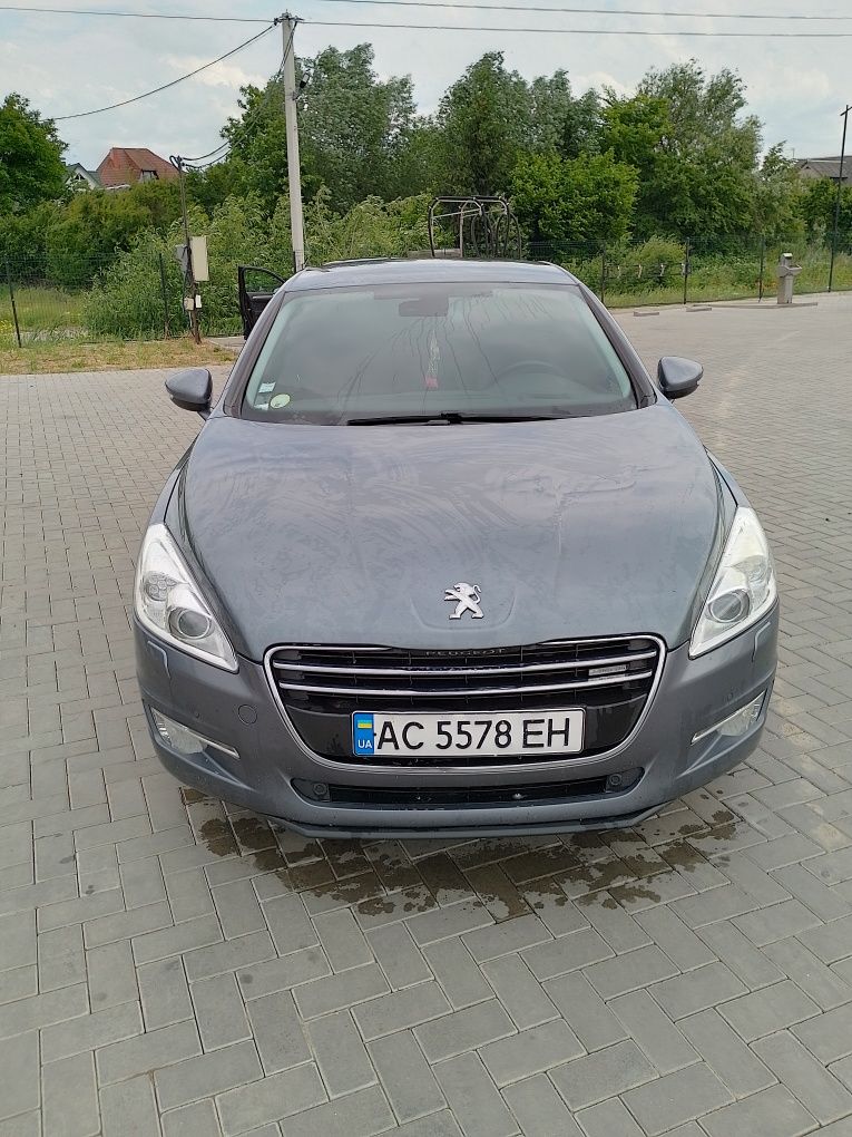 Peugeot 508 гібрид масаж