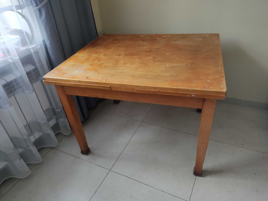 Стіл дерев'яний розкладний обідній