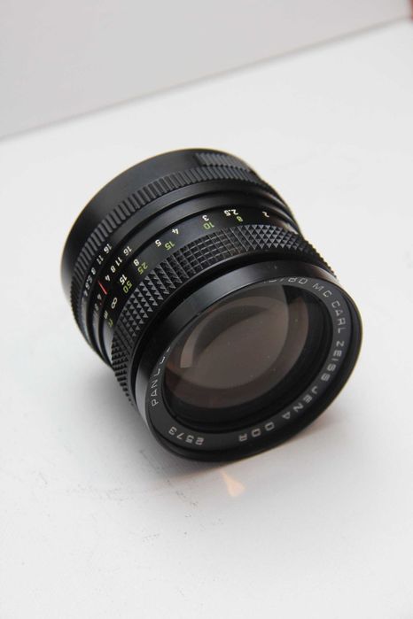 Obiektyw M42 CARL ZEISS JENA PANCOLAR 1,8/80 mm MC Electric 
z futerał