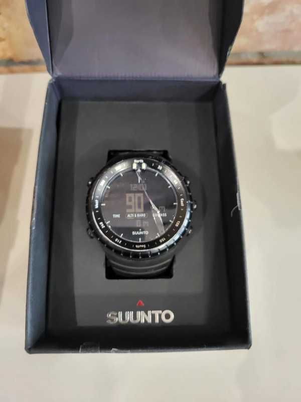 Suunto sportowy zegarek terenowy z wysokościomierzem