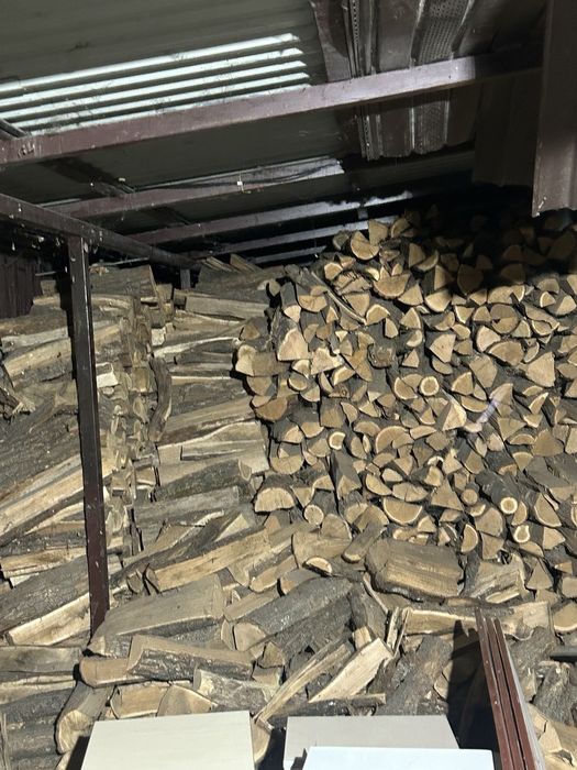 Продам дубові дрова ,абсолютно сухі