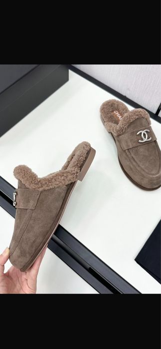 Klapki z futerkiem damskie