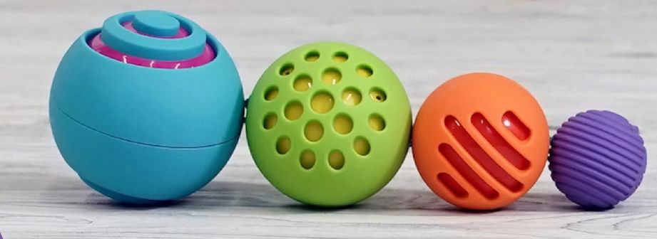 Kula OombeeBall Matrioszka Fat Brain Toy HIT USA 10-24msc