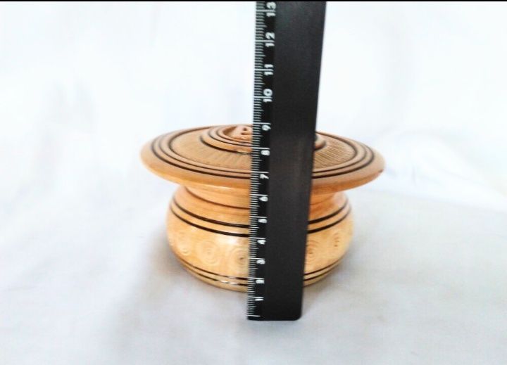 Деревянная шкатулка с трезубом./ Скринька дерев'яна з тризубом