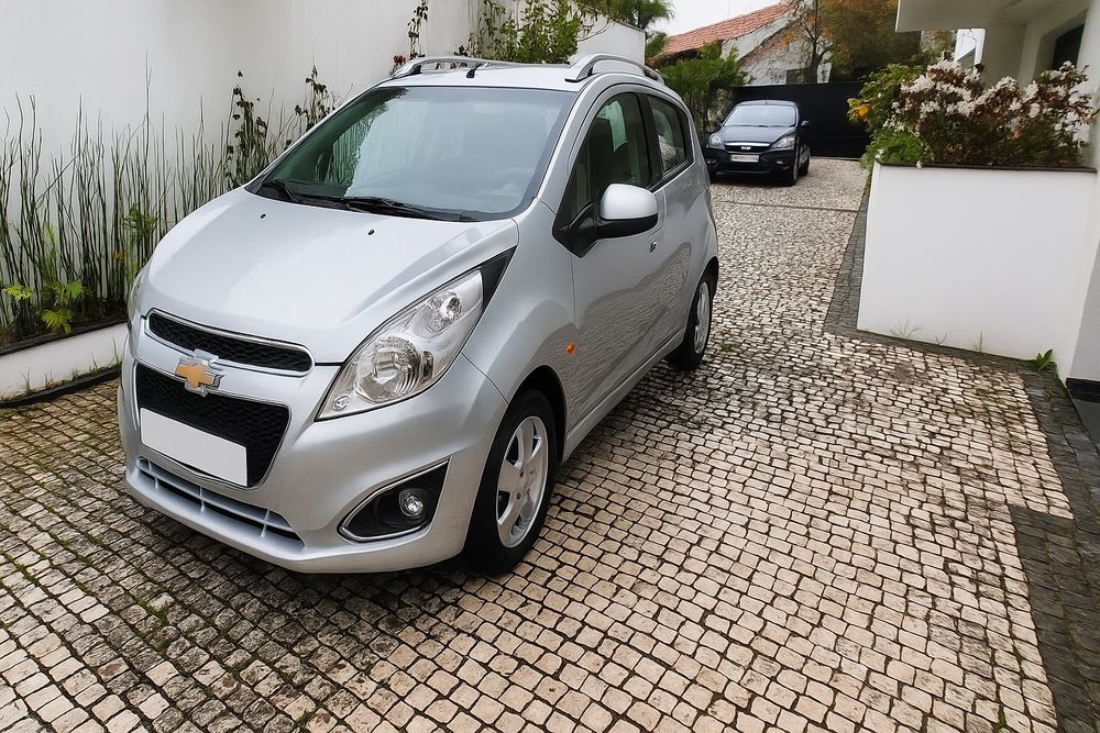 Chevrolet Spark com 24500km 1 dono