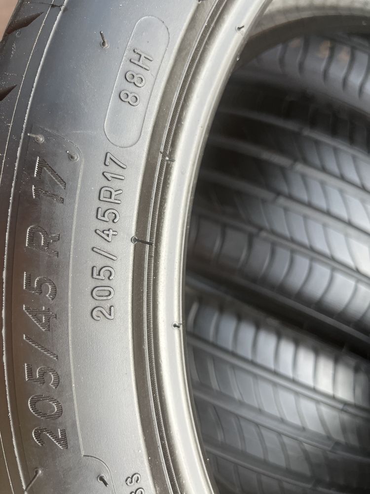 4x205/45/17 Michelin Primacy 4  DEMO 2024/23  rok