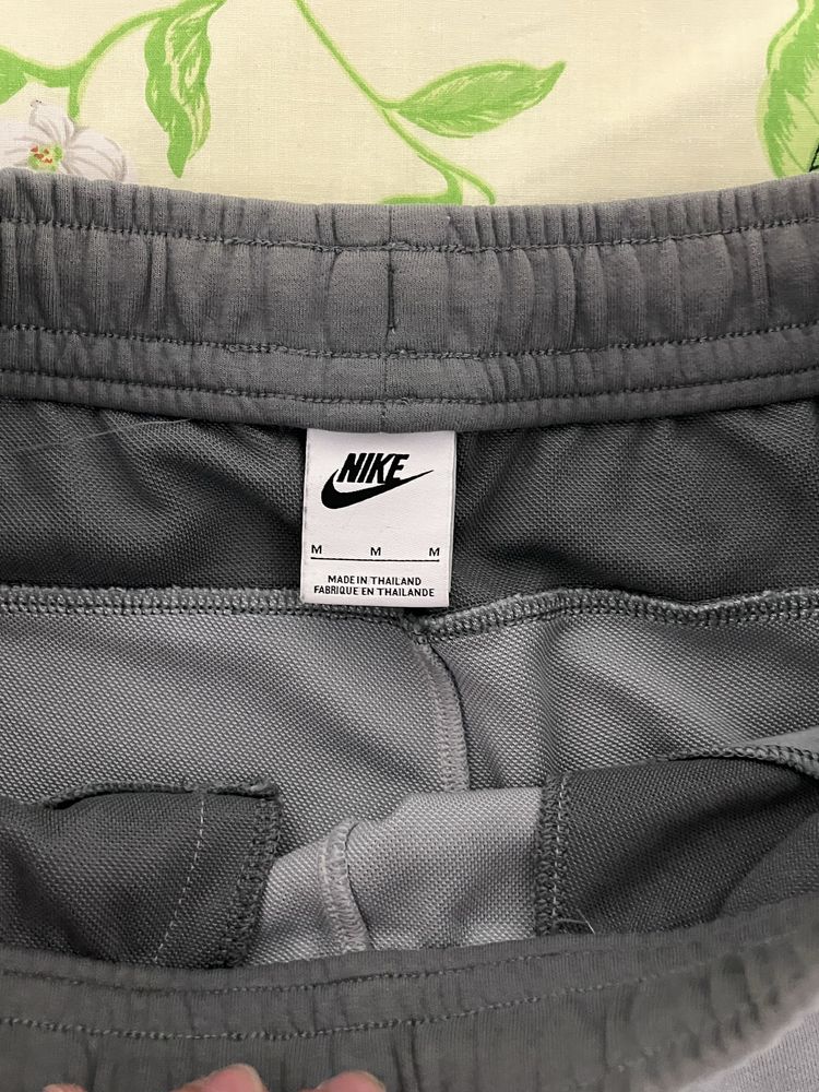 Шорти nike tech flecce