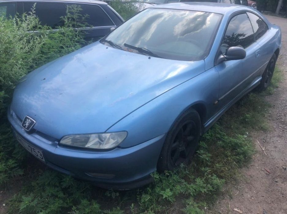 Багажник, задні панелі та їхні днталі до Пежо 406 купе