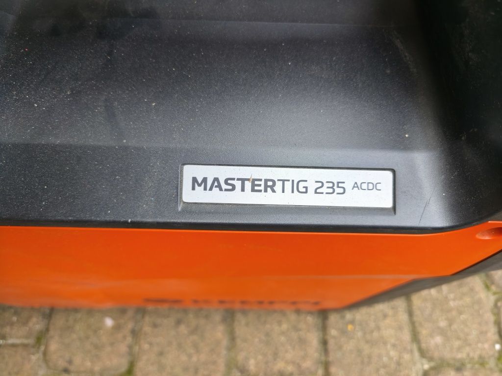 Spawarka KEMPPI Mastertig 235 ac/dc + akcesoria