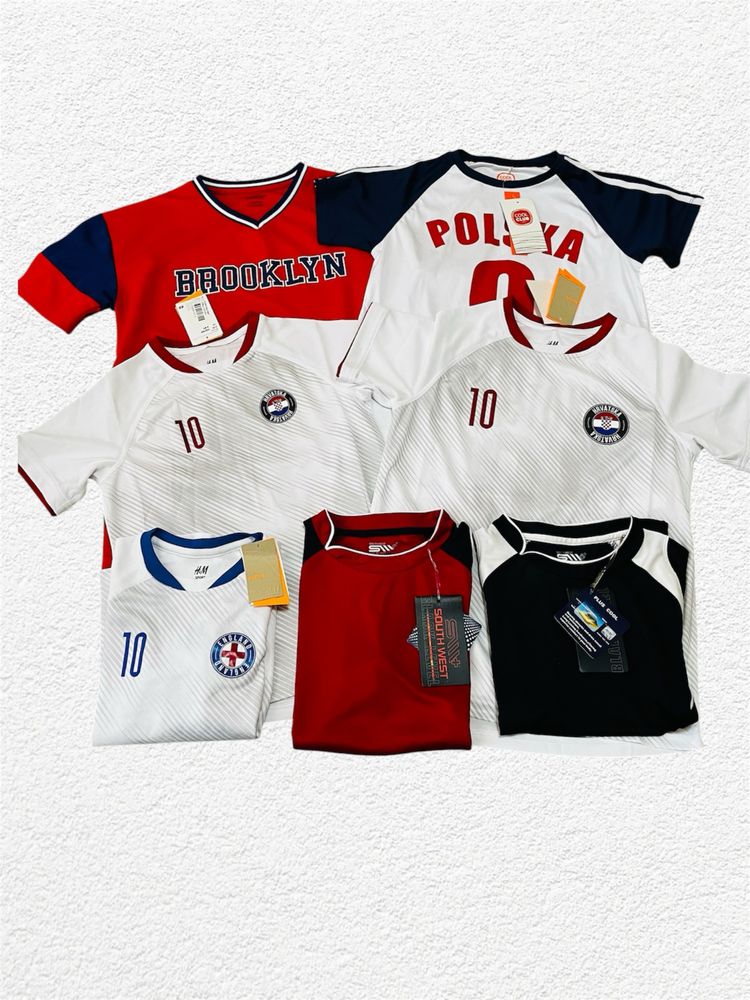 Футболки для спорту фірми H&M.