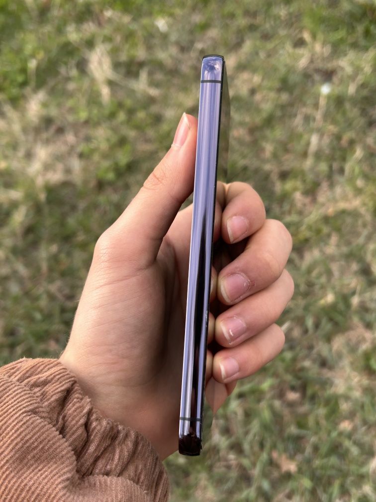 Samsung S23 8/128 в гарному стані