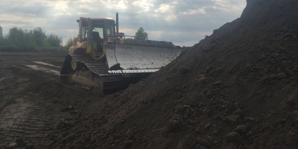 Чорнозем.Торфосуміш.Пісок. Щебінь.Грунт на підсипку( суглинок,Супісок