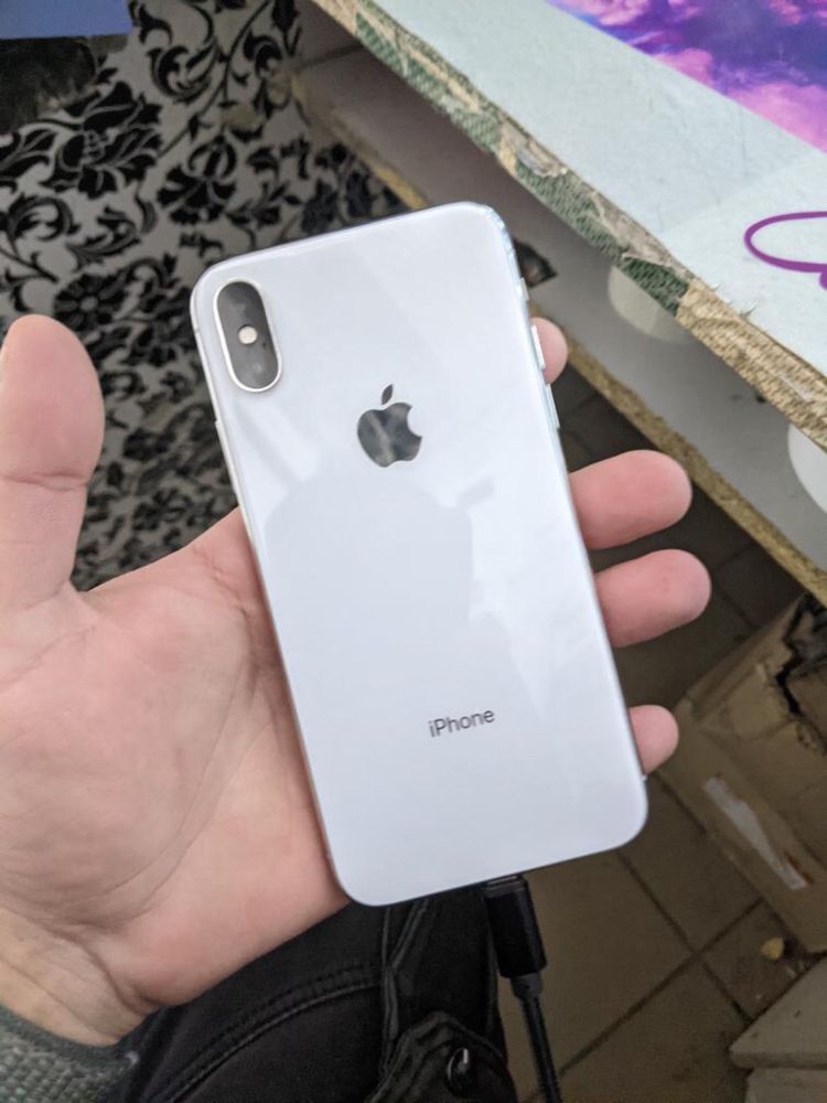 Продам Iphone X