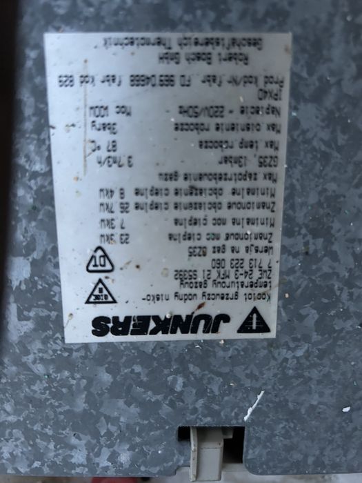 Junkers Eurostar uszkodzony