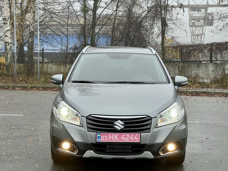 Продам Сузукі SX-4 2014 автомат