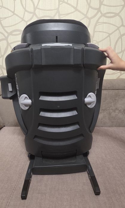 Автокрісло BeSafe iZi Flex Fix i-Size для дітей з 3 до 12 років